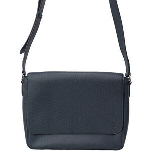 Louis Vuitton Taiga Black Leather Roman NM Shoulder Bag